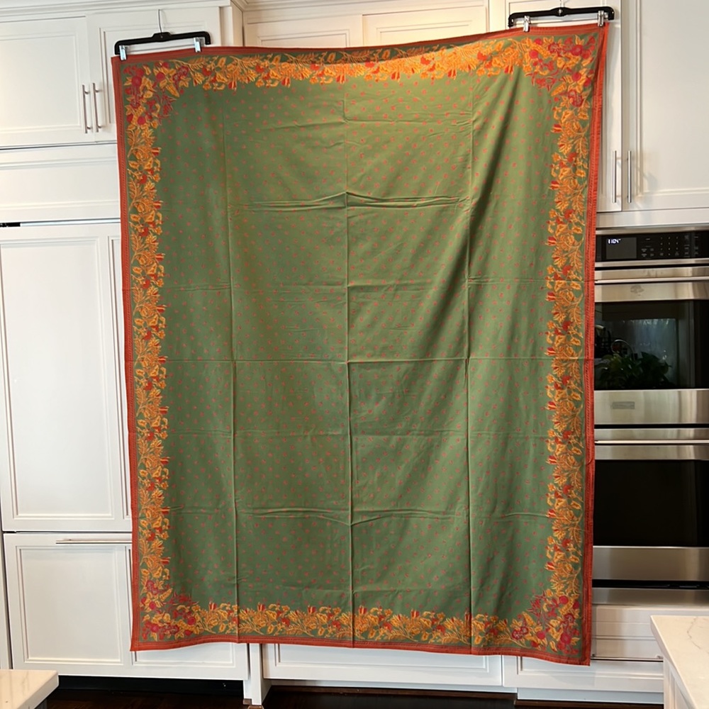 70”x90" Williams Sonoma French Country Tablecloth Green Gold Red Orange